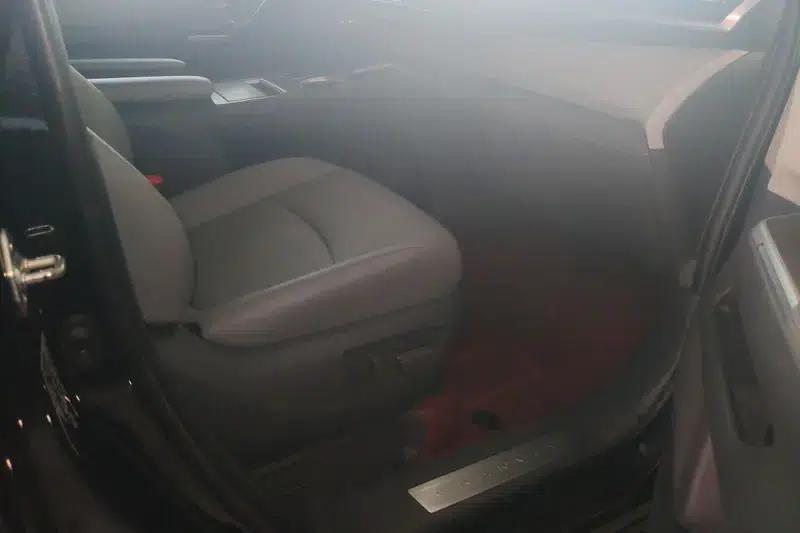 2023 Grevia Intelligent Hybrid Dual Engine 2.5L Premium PLUS — миниатюра 3