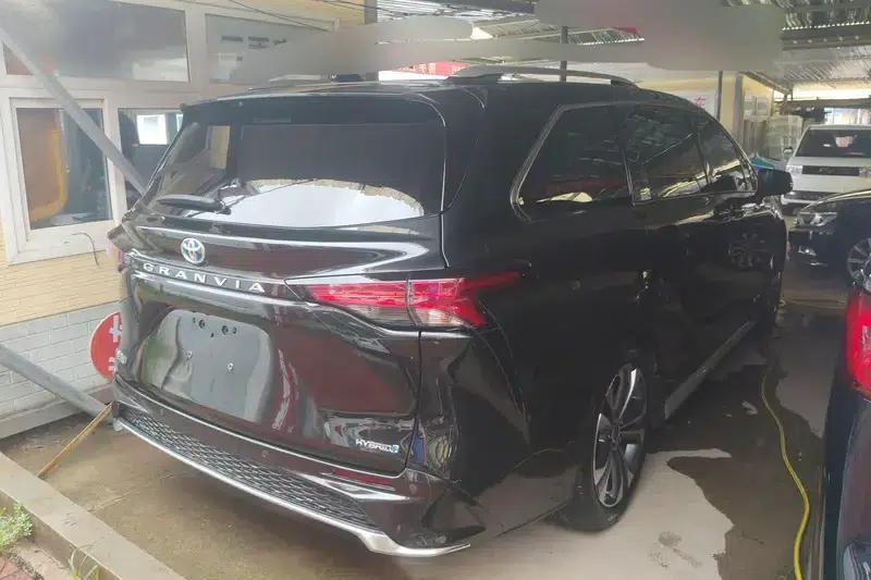 2023 Grevia Intelligent Hybrid Dual Engine 2.5L Premium PLUS — миниатюра 4