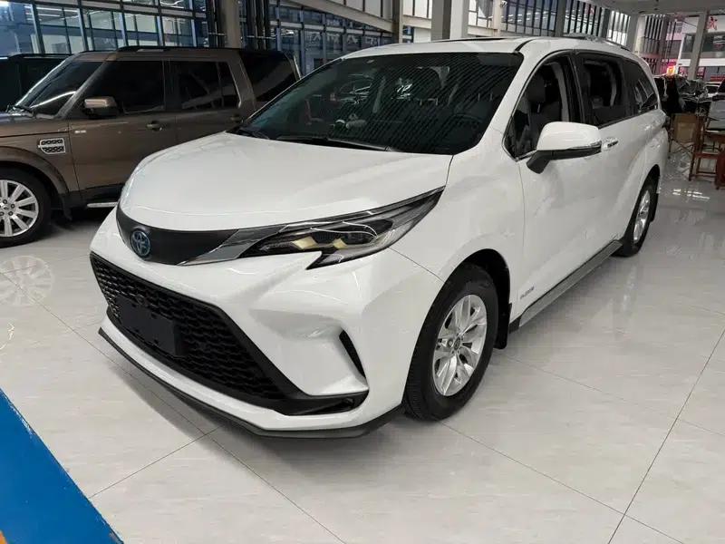 2024 Grevia Intelligent Hybrid Dual Engine 2.5L Two-Wheel Drive Comfort Edition — миниатюра 1
