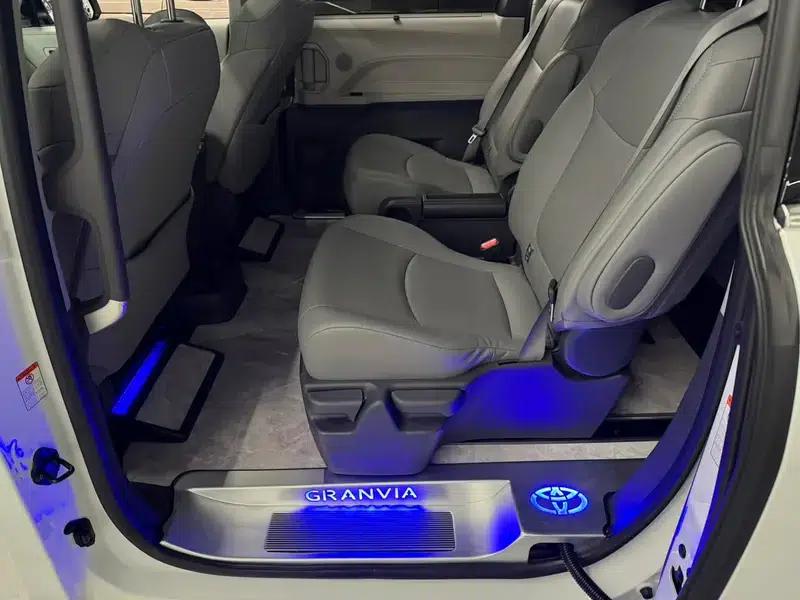 2024 Grevia Intelligent Hybrid Dual Engine 2.5L Two-Wheel Drive Comfort Edition — миниатюра 17