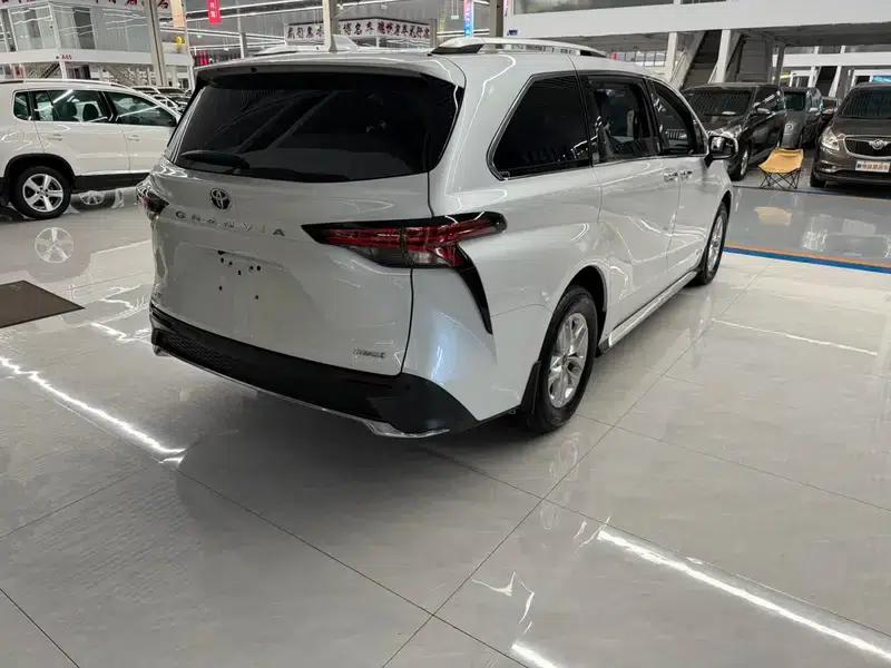2024 Grevia Intelligent Hybrid Dual Engine 2.5L Two-Wheel Drive Comfort Edition — миниатюра 6