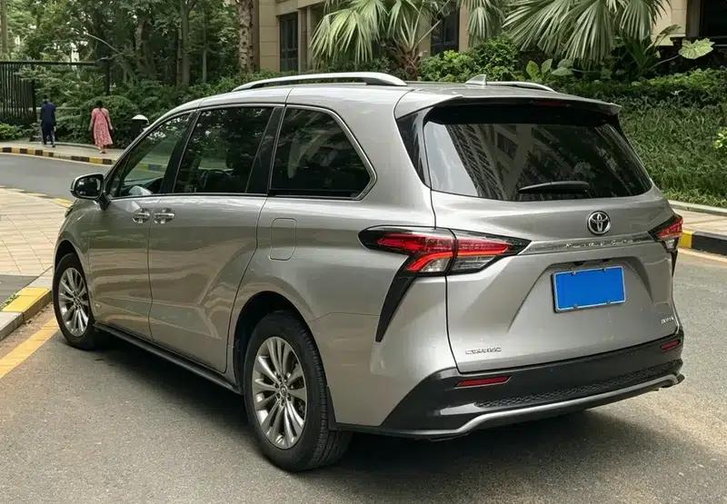 2024 Grevia Intelligent Hybrid Dual Engine 2.5L Two-Wheel Drive Premium ULTRA Edition — миниатюра 4
