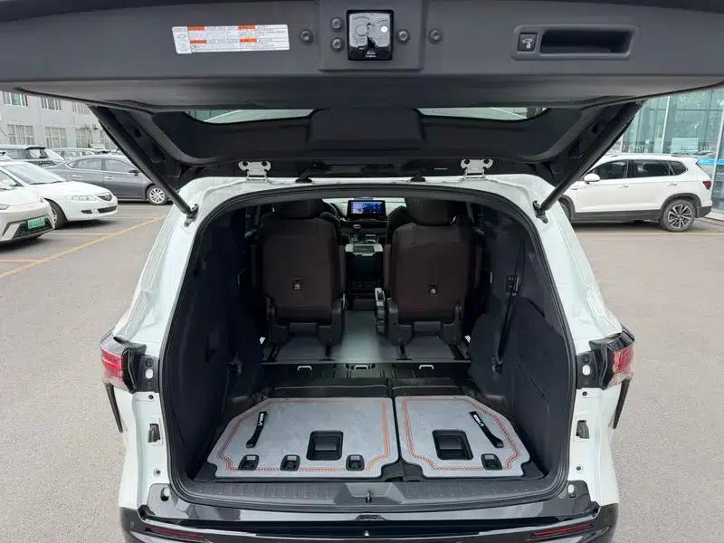 2023 Grevia Intelligent Hybrid Dual Engine 2.5L Flagship VIP — миниатюра 17