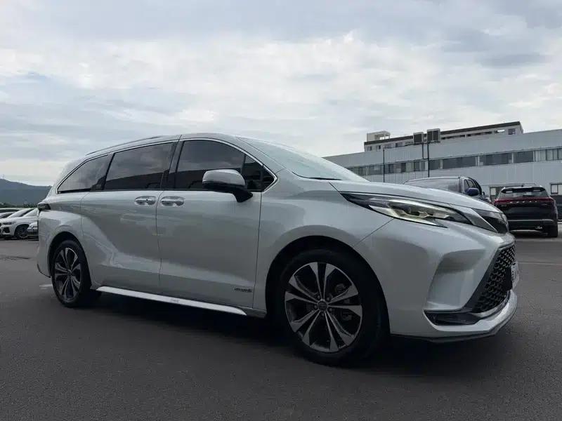 2023 Grevia Intelligent Hybrid Dual Engine 2.5L Flagship VIP — миниатюра 3