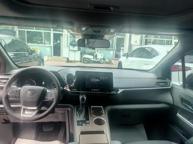 2024 Grevia Intelligent Hybrid Dual Engine 2.5L Two-Wheel Drive Luxury Edition — миниатюра 13