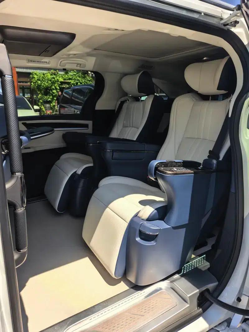 2022 Grevia 2.5L Hybrid Flagship Edition — миниатюра 21