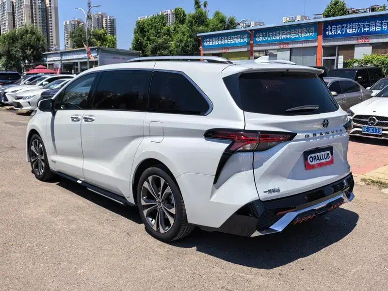 2022 Grevia 2.5L Hybrid Flagship Edition — миниатюра 4