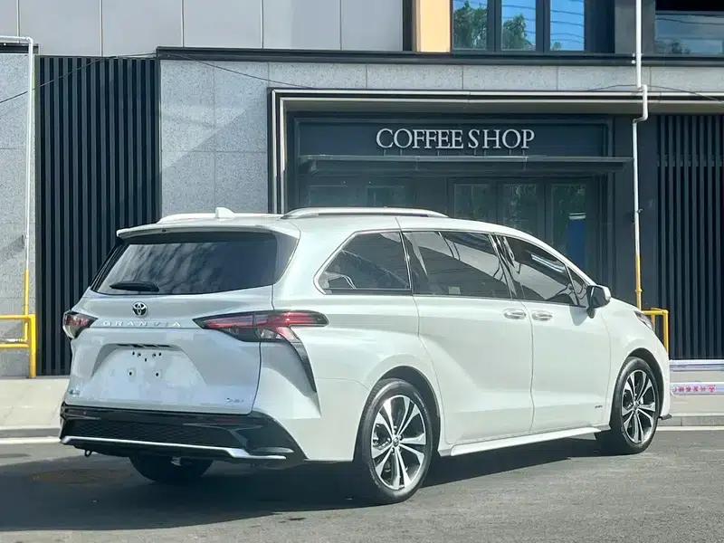 2024 Grevia Intelligent Hybrid Dual Engine 2.5L Two-Wheel Drive Premium ULTRA Edition — миниатюра 7