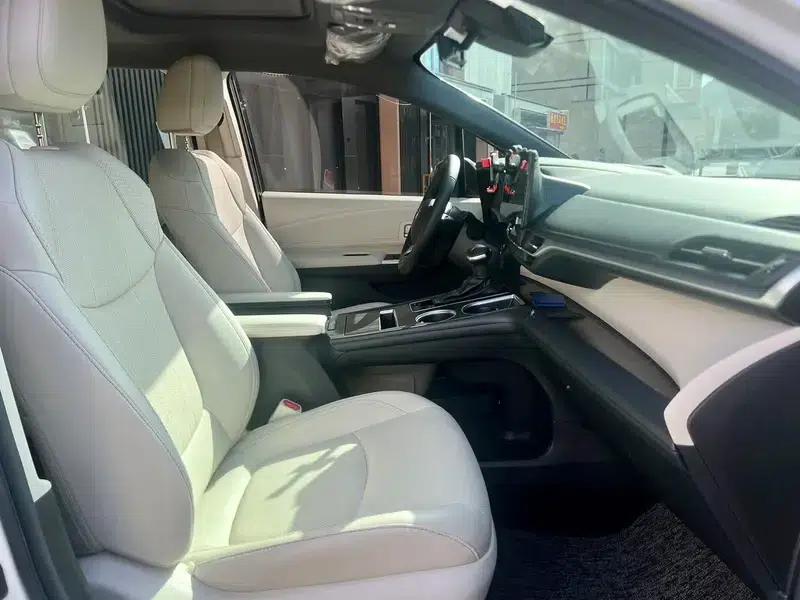 2024 Grevia Intelligent Hybrid Dual Engine 2.5L Two-Wheel Drive Premium ULTRA Edition — миниатюра 10