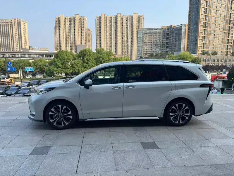 2023 Grevia Intelligent Hybrid Dual Engine 2.5L Flagship VIP — миниатюра 3