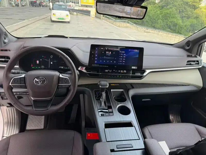 2023 Grevia Intelligent Hybrid Dual Engine 2.5L Flagship VIP — миниатюра 7
