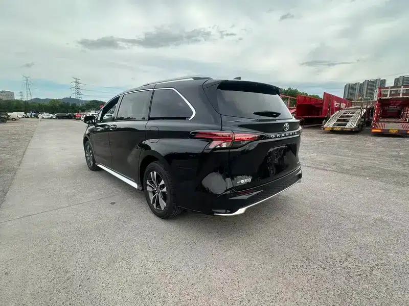 2026 Grevia Intelligent Hybrid Dual Engine 2.5L AWD Premium PLUS Edition — миниатюра 5