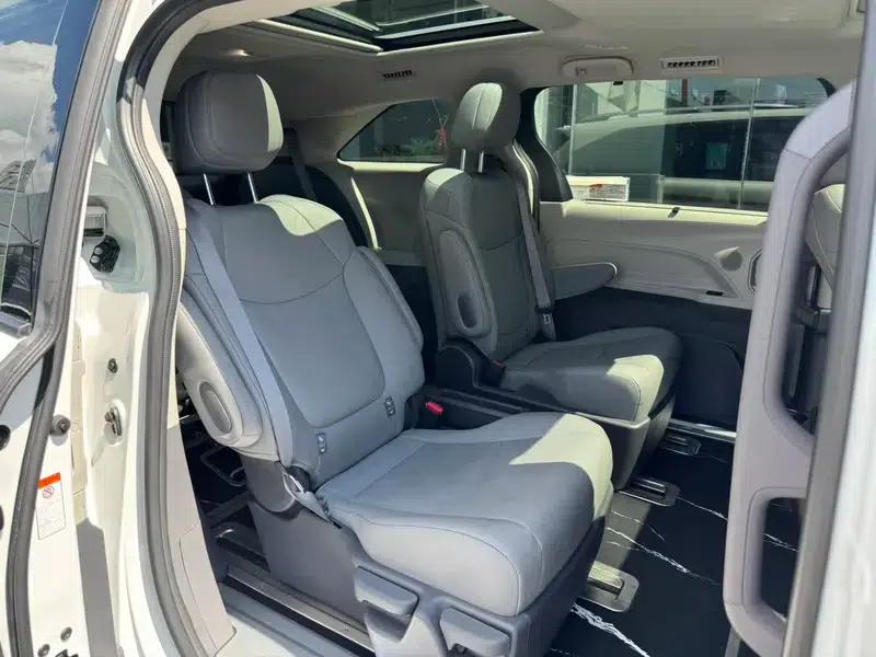 2024 Grevia Intelligent Hybrid Dual Engine 2.5L Two-Wheel Drive Comfort Edition — миниатюра 13