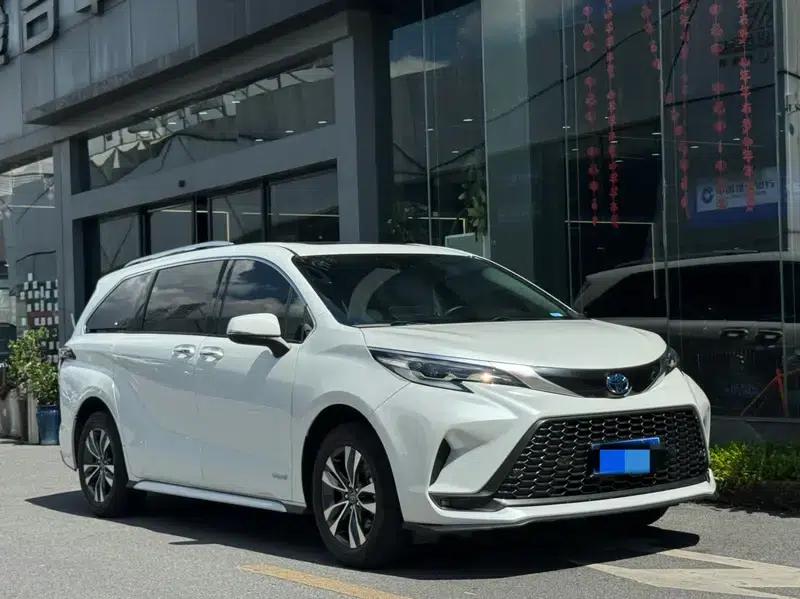 2024 Grevia Intelligent Hybrid Dual Engine 2.5L Two-Wheel Drive Comfort Edition — миниатюра 3
