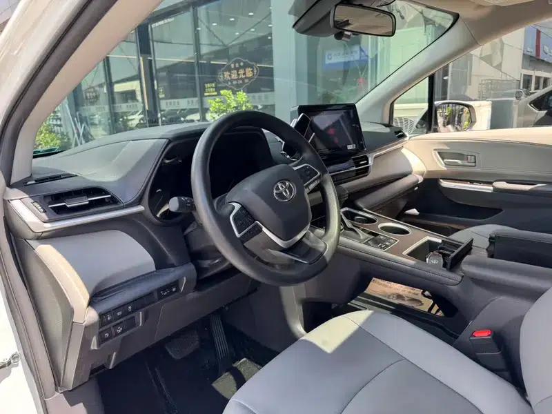 2024 Grevia Intelligent Hybrid Dual Engine 2.5L Two-Wheel Drive Comfort Edition — миниатюра 8