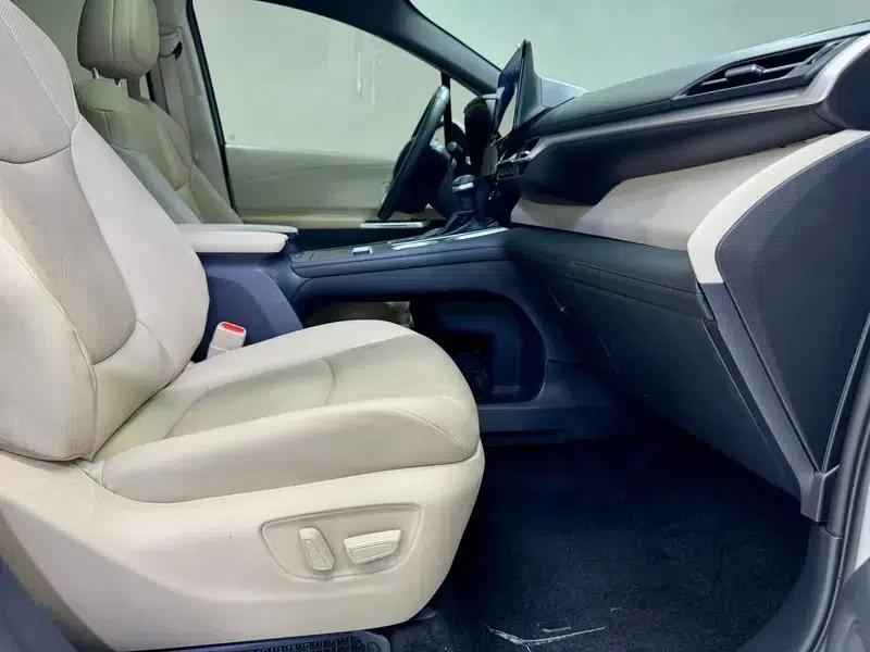 2023 Grevia Intelligent Hybrid Dual Engine 2.5L Premium PLUS — миниатюра 28