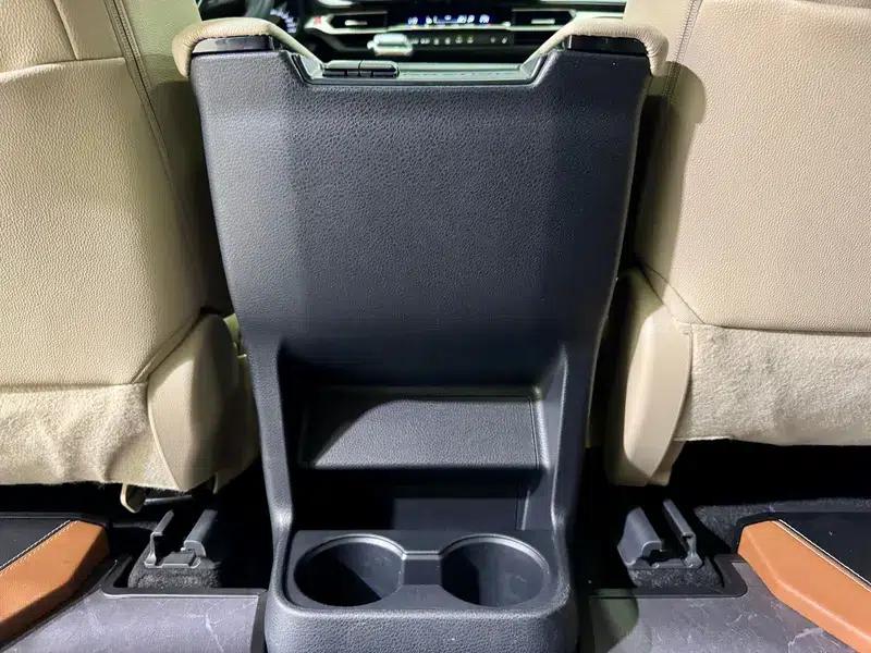 2023 Grevia Intelligent Hybrid Dual Engine 2.5L Premium PLUS — миниатюра 29