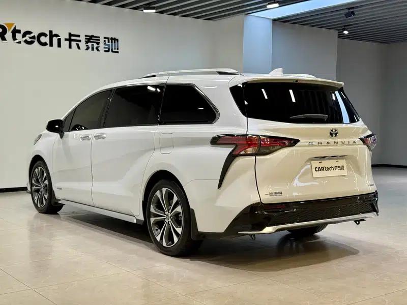 2023 Grevia Intelligent Hybrid Dual Engine 2.5L Premium PLUS — миниатюра 5