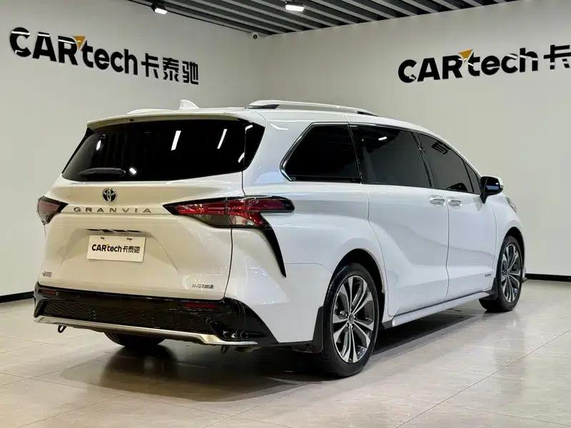 2023 Grevia Intelligent Hybrid Dual Engine 2.5L Premium PLUS — миниатюра 7