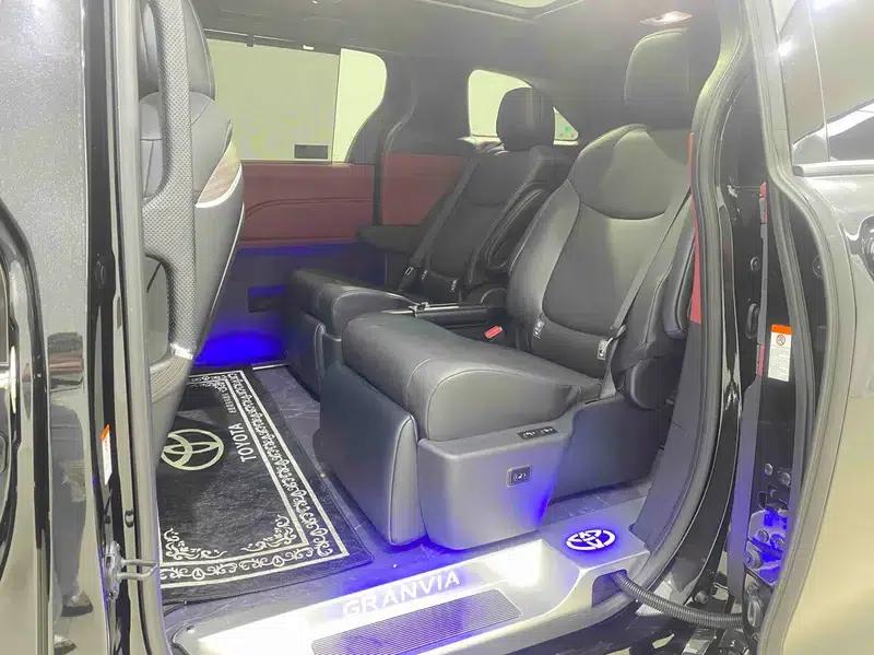 2024 Grevia Intelligent Hybrid Dual Engine 2.5L AWD Premium PLUS Edition — миниатюра 19
