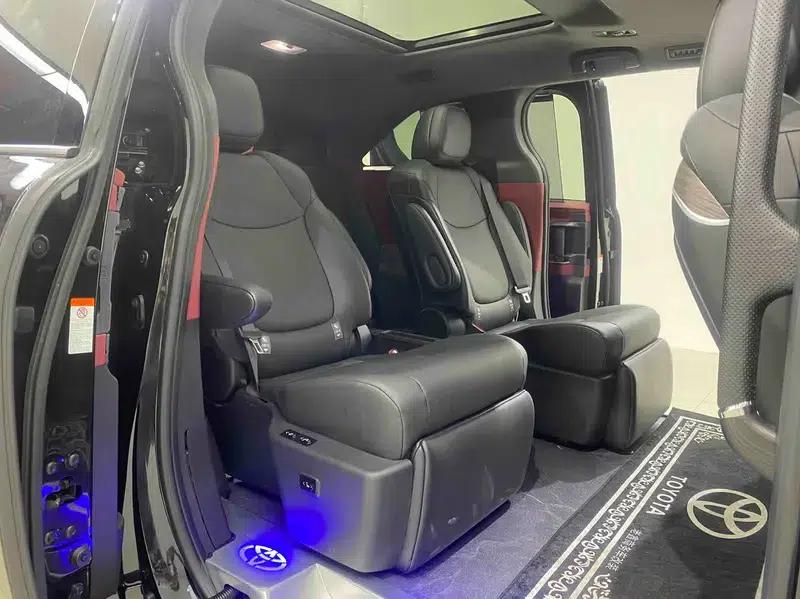 2024 Grevia Intelligent Hybrid Dual Engine 2.5L AWD Premium PLUS Edition — миниатюра 21