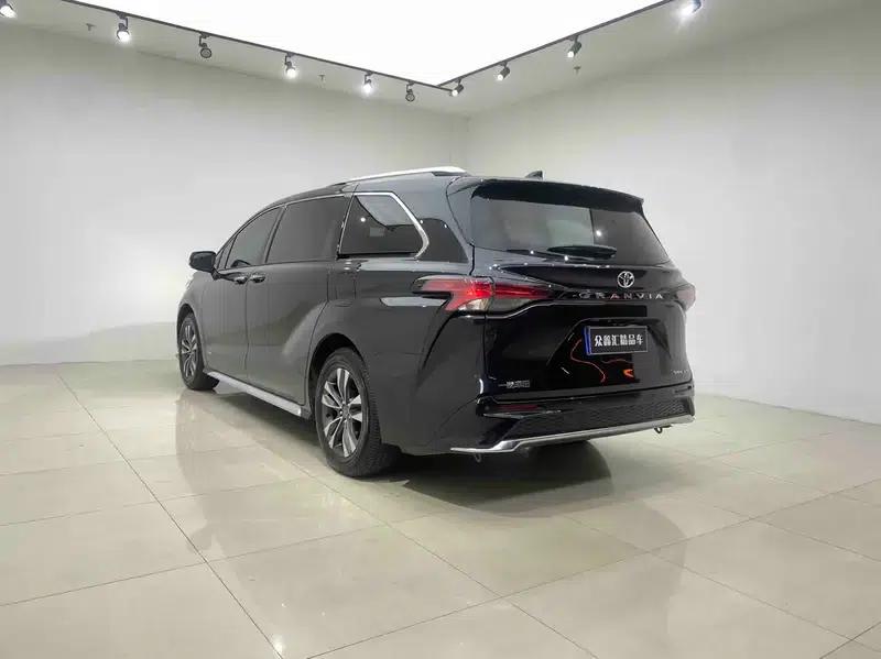 2024 Grevia Intelligent Hybrid Dual Engine 2.5L AWD Premium PLUS Edition — миниатюра 4