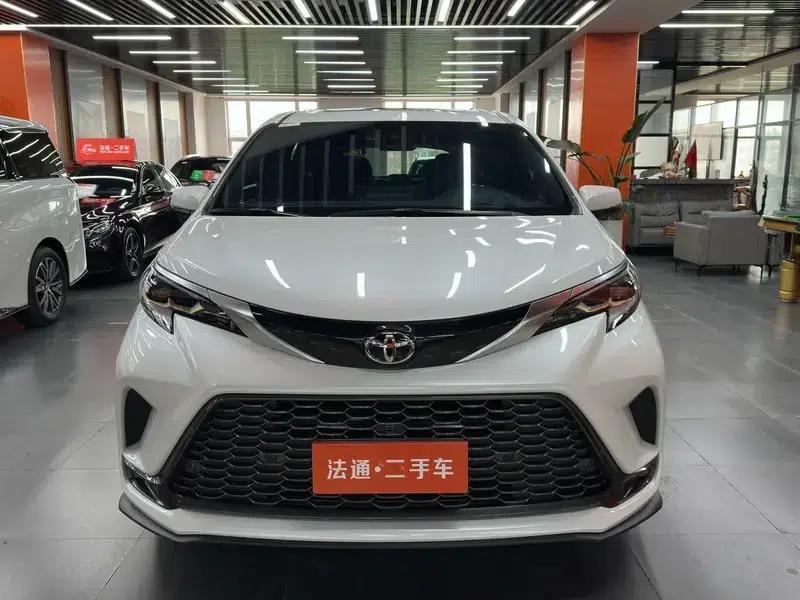 2024 Grevia Intelligent Hybrid Dual Engine 2.5L Two-Wheel Drive Premium PLUS Edition — миниатюра 2