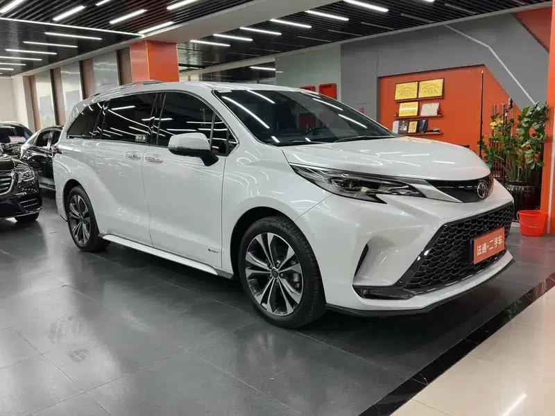 2024 Grevia Intelligent Hybrid Dual Engine 2.5L Two-Wheel Drive Premium PLUS Edition — миниатюра 3