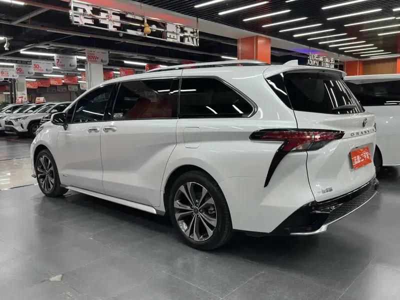 2024 Grevia Intelligent Hybrid Dual Engine 2.5L Two-Wheel Drive Premium PLUS Edition — миниатюра 4