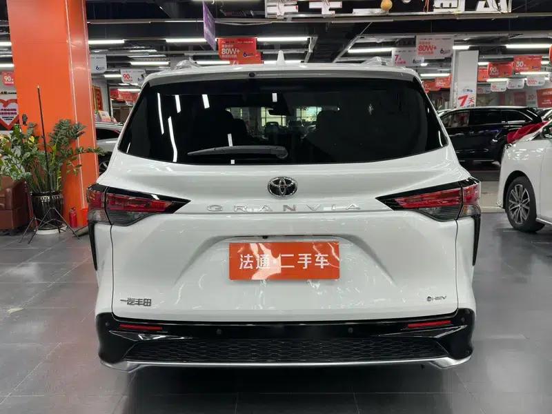 2024 Grevia Intelligent Hybrid Dual Engine 2.5L Two-Wheel Drive Premium PLUS Edition — миниатюра 5