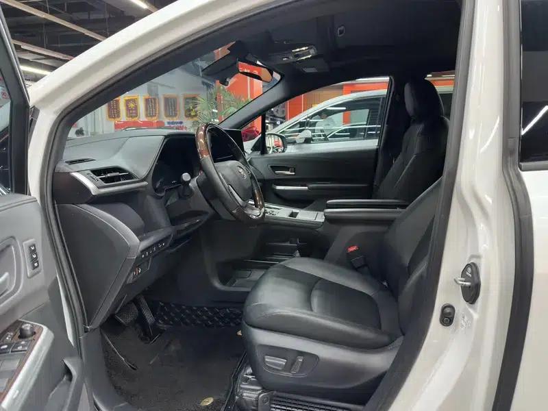 2024 Grevia Intelligent Hybrid Dual Engine 2.5L Two-Wheel Drive Premium PLUS Edition — миниатюра 10