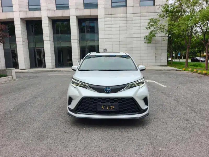 2023 Grevia Intelligent Hybrid Dual Engine 2.5L Comfort Edition — миниатюра 2