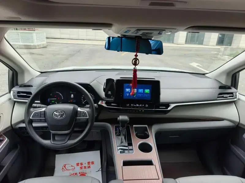 2023 Grevia Intelligent Hybrid Dual Engine 2.5L Comfort Edition — миниатюра 7