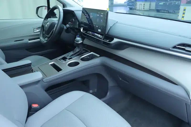 2023 Grevia Intelligent Hybrid Dual Engine 2.5L Premium PLUS — миниатюра 11
