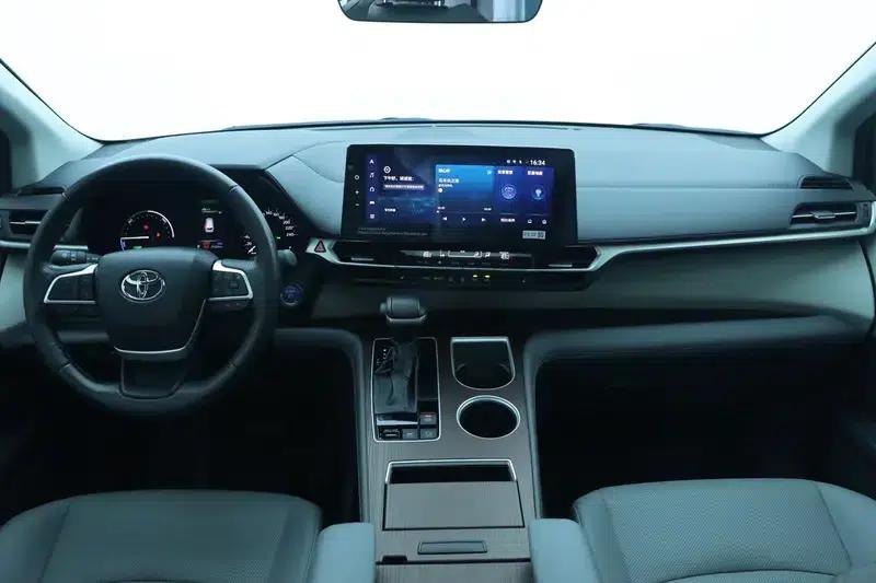2023 Grevia Intelligent Hybrid Dual Engine 2.5L Premium PLUS — миниатюра 15