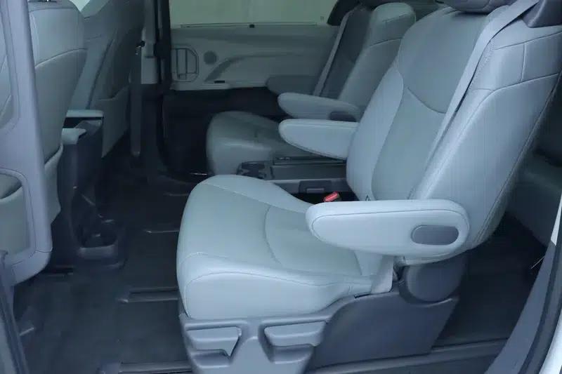 2023 Grevia Intelligent Hybrid Dual Engine 2.5L Premium PLUS — миниатюра 19