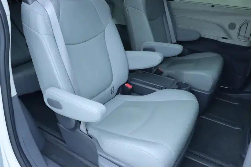 2023 Grevia Intelligent Hybrid Dual Engine 2.5L Premium PLUS — миниатюра 20