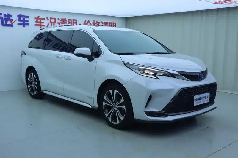 2023 Grevia Intelligent Hybrid Dual Engine 2.5L Premium PLUS — миниатюра 3