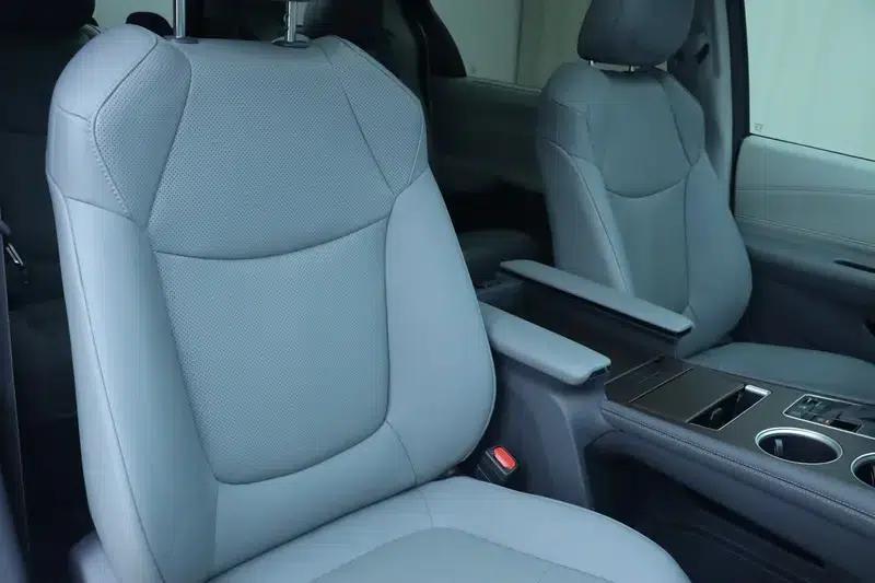 2023 Grevia Intelligent Hybrid Dual Engine 2.5L Premium PLUS — миниатюра 24