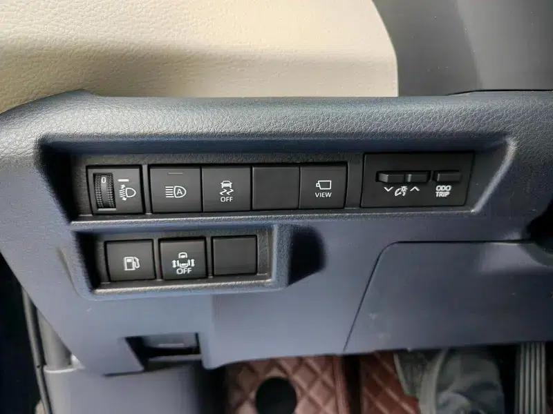 2023 Grevia Intelligent Hybrid Dual Engine 2.5L Premium PLUS — миниатюра 20