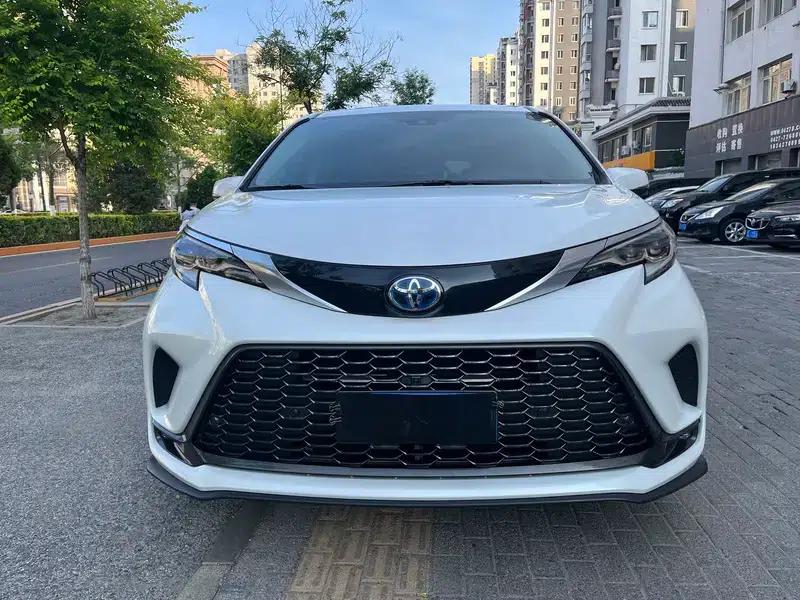 2023 Grevia Intelligent Hybrid Dual Engine 2.5L Premium PLUS — миниатюра 2