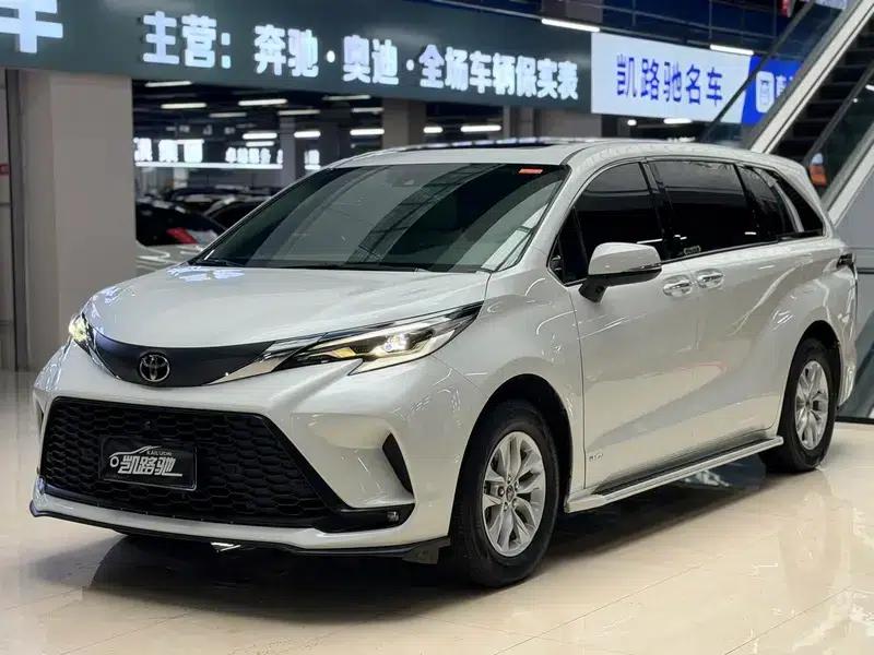 2024 Grevia Intelligent Hybrid Dual Engine 2.5L Two-Wheel Drive Comfort Edition — миниатюра 1