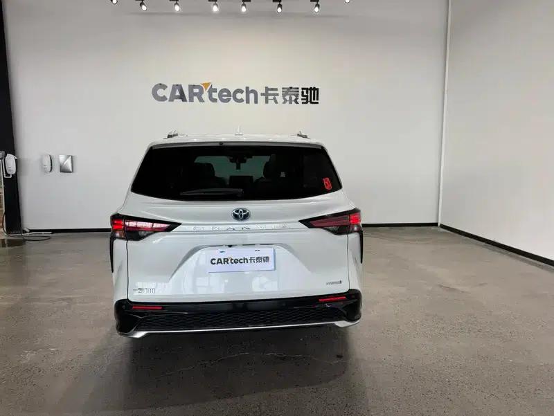 2023 Grevia Intelligent Hybrid Dual Engine 2.5L Premium PLUS — миниатюра 5