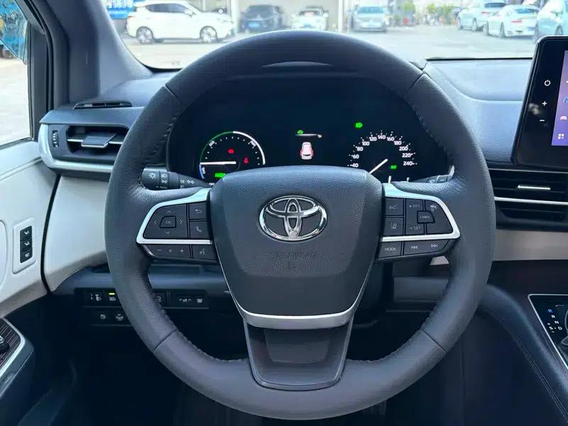 2023 Grevia Intelligent Hybrid Dual Engine 2.5L Premium PLUS — миниатюра 11