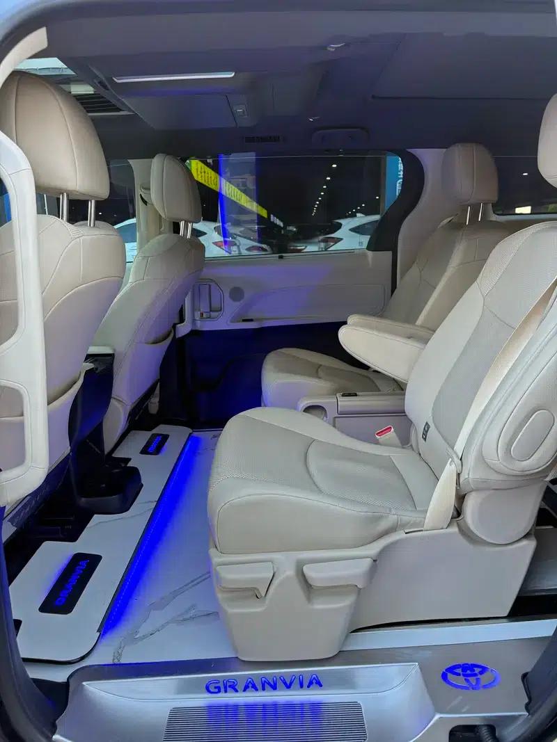 2023 Grevia Intelligent Hybrid Dual Engine 2.5L Premium PLUS — миниатюра 8