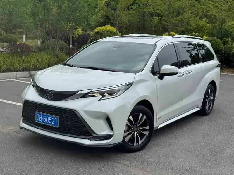 2024 Grevia Intelligent Hybrid Dual Engine 2.5L AWD Premium PLUS Edition — миниатюра 1