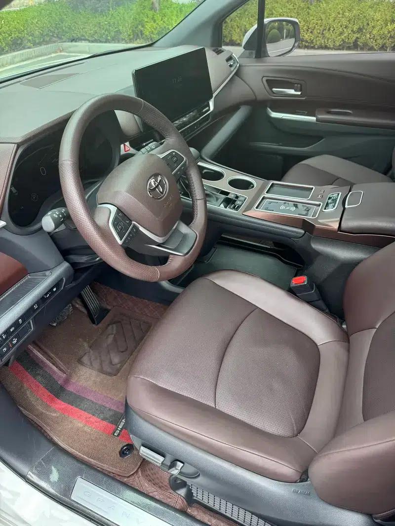 2024 Grevia Intelligent Hybrid Dual Engine 2.5L AWD Premium PLUS Edition — миниатюра 8