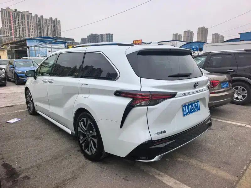2023 Grevia Intelligent Hybrid Dual Engine 2.5L Premium VIP — миниатюра 3