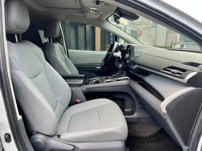 2024 Grevia Intelligent Hybrid Dual Engine 2.5L Two-Wheel Drive Comfort Edition — миниатюра 14