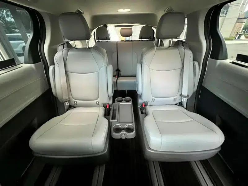 2024 Grevia Intelligent Hybrid Dual Engine 2.5L Two-Wheel Drive Comfort Edition — миниатюра 16